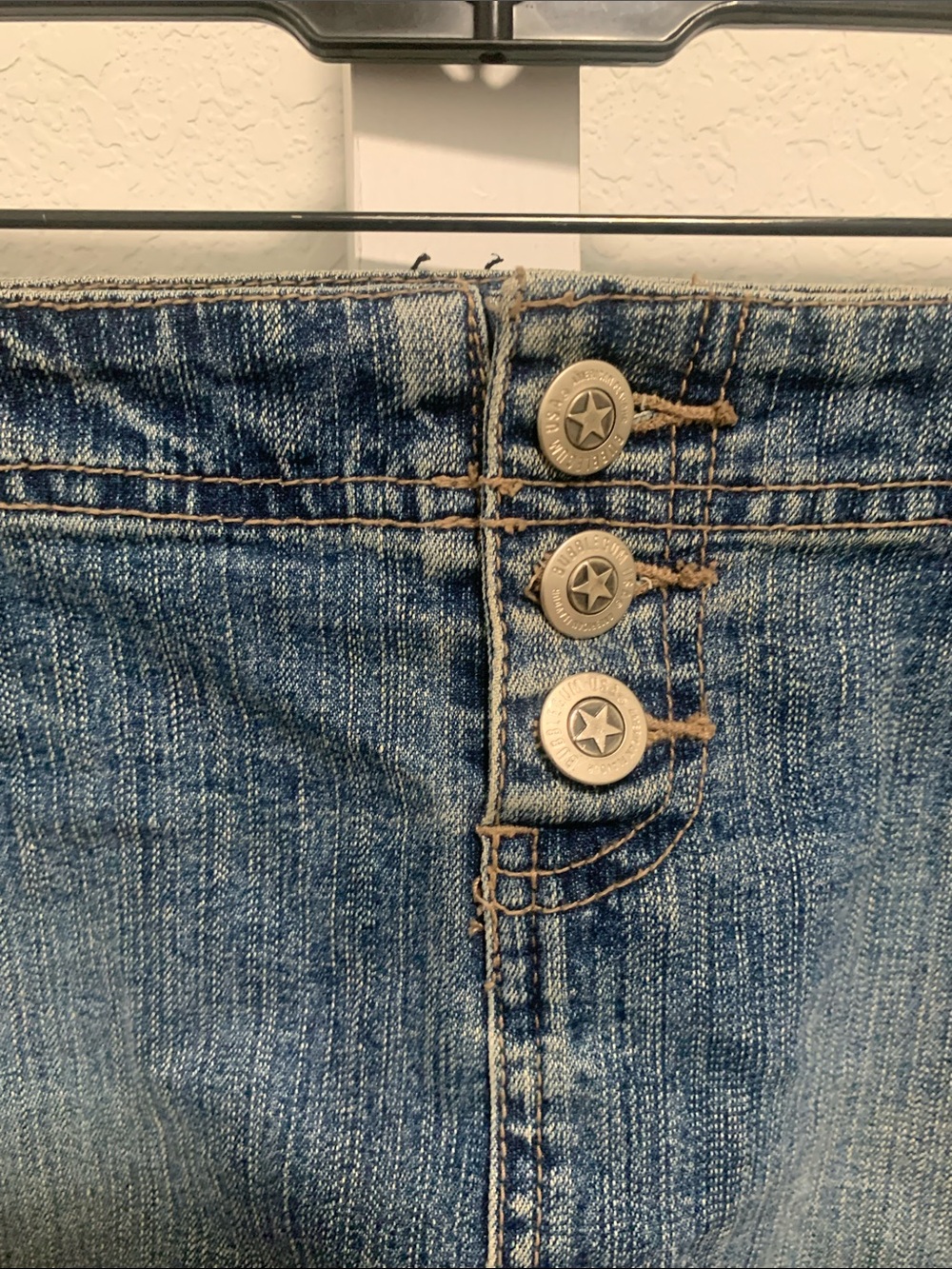 Y2K Bubblegum Denim Mini Skirt with Heart Patch - Blue - Picture 5 of 8